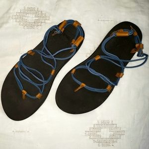 Teva Voya Infinity Sandals